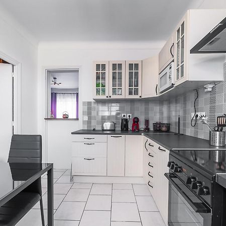 Cosy Modern Apartment - 1 Minute Walk From Train Station Creil Bagian luar foto